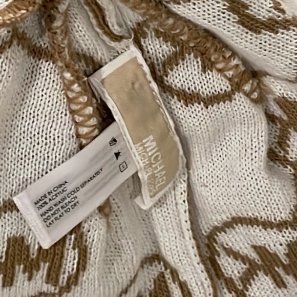 Michael Kors Hat and Scarf Set - Picture 3 of 6